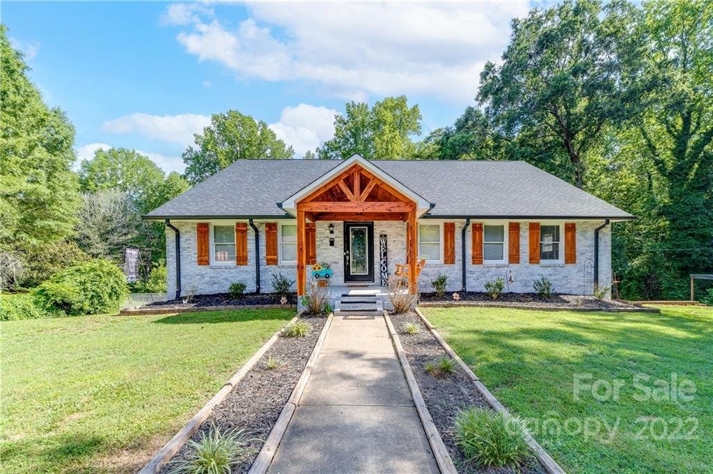 706 Crescent Drive