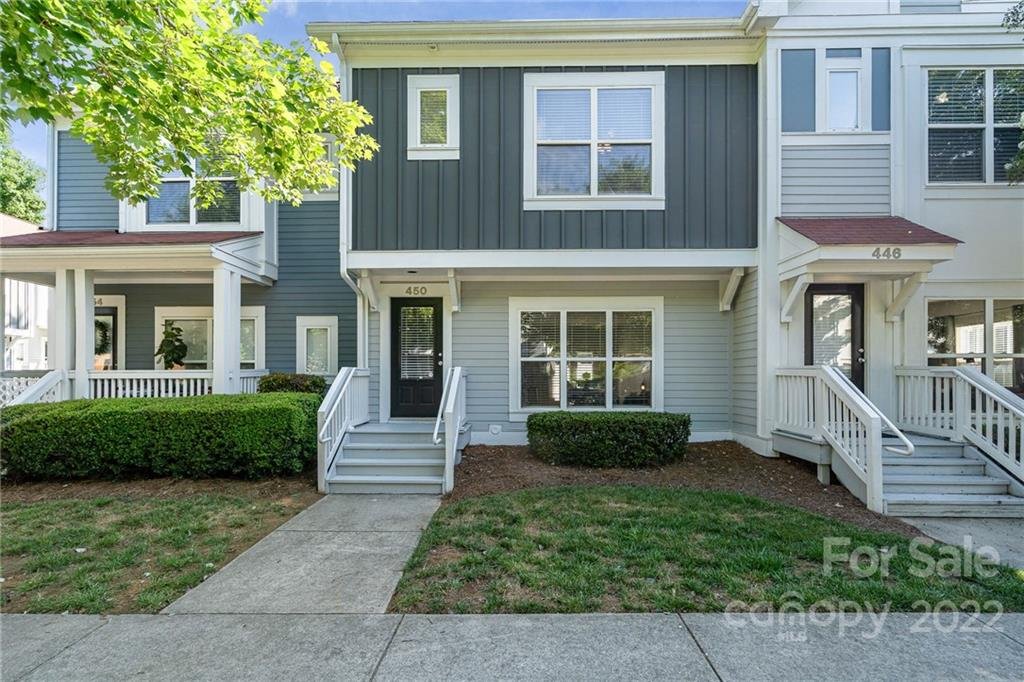 450 W Worthington Avenue