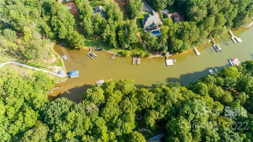 1396 Ron Whicker Drive