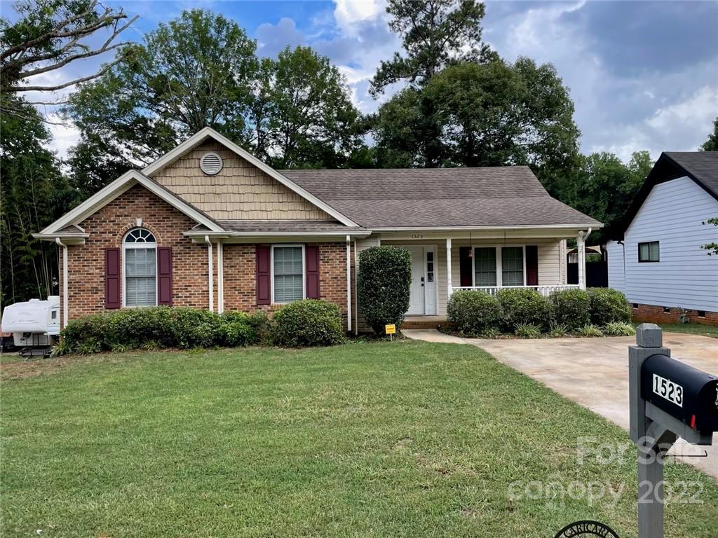 1523 Breckenwood Drive