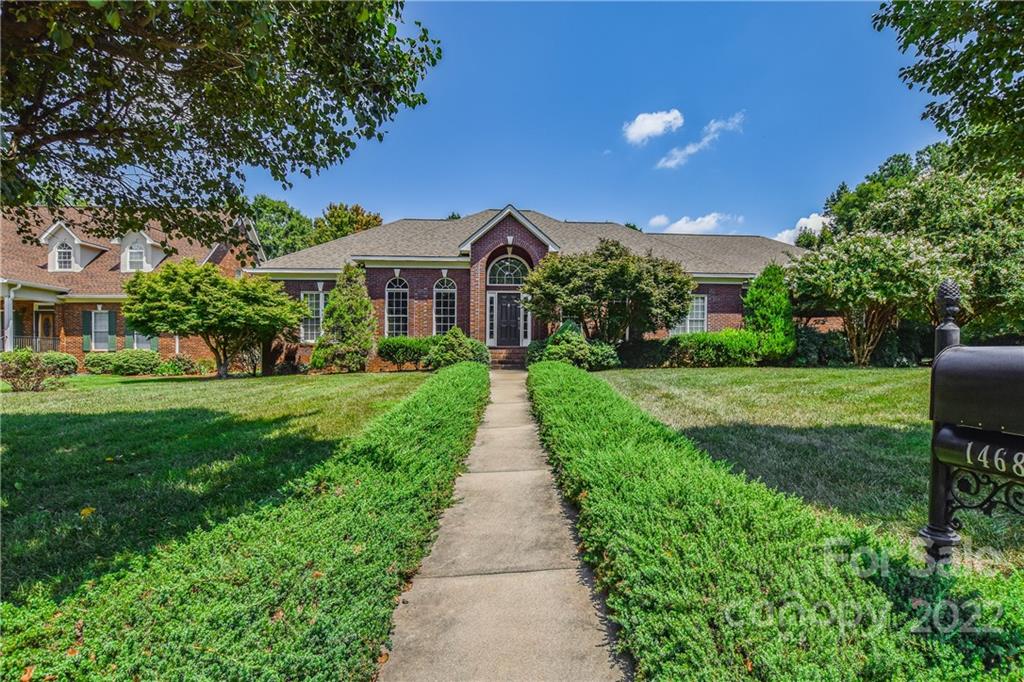 1468 Summit View Drive