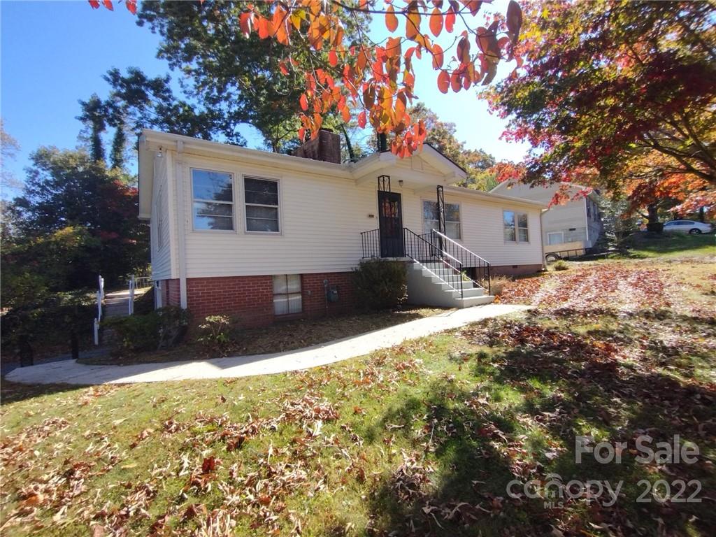 2114 N Stoney View Court