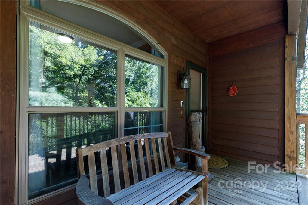 30 Lower Tanglewood Road 204