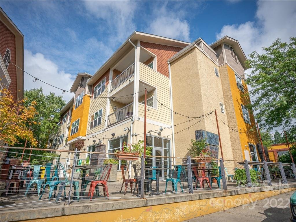 125 S Lexington Avenue A204