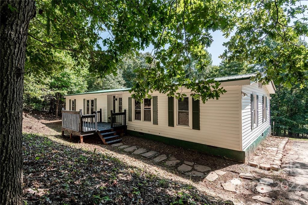 152 River Breeze Drive