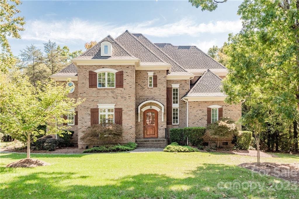 5983 Rolling Ridge Drive