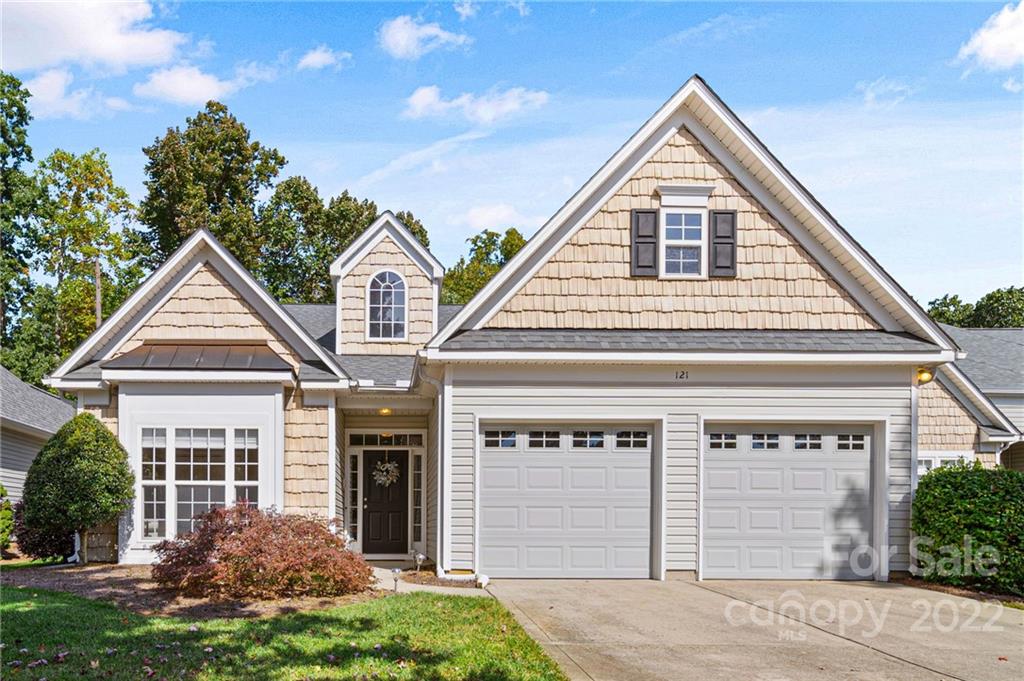 121 Ivy Creek Lane