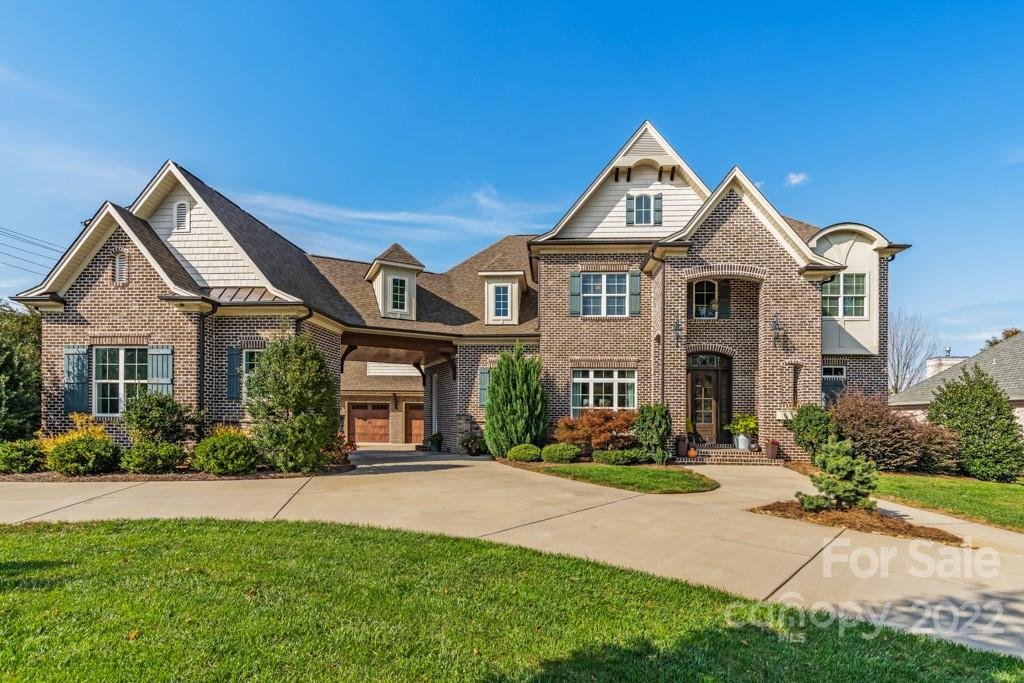 222 James Way