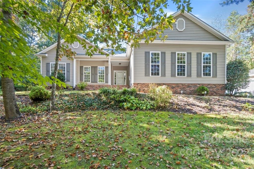 2056 Lynmore Drive