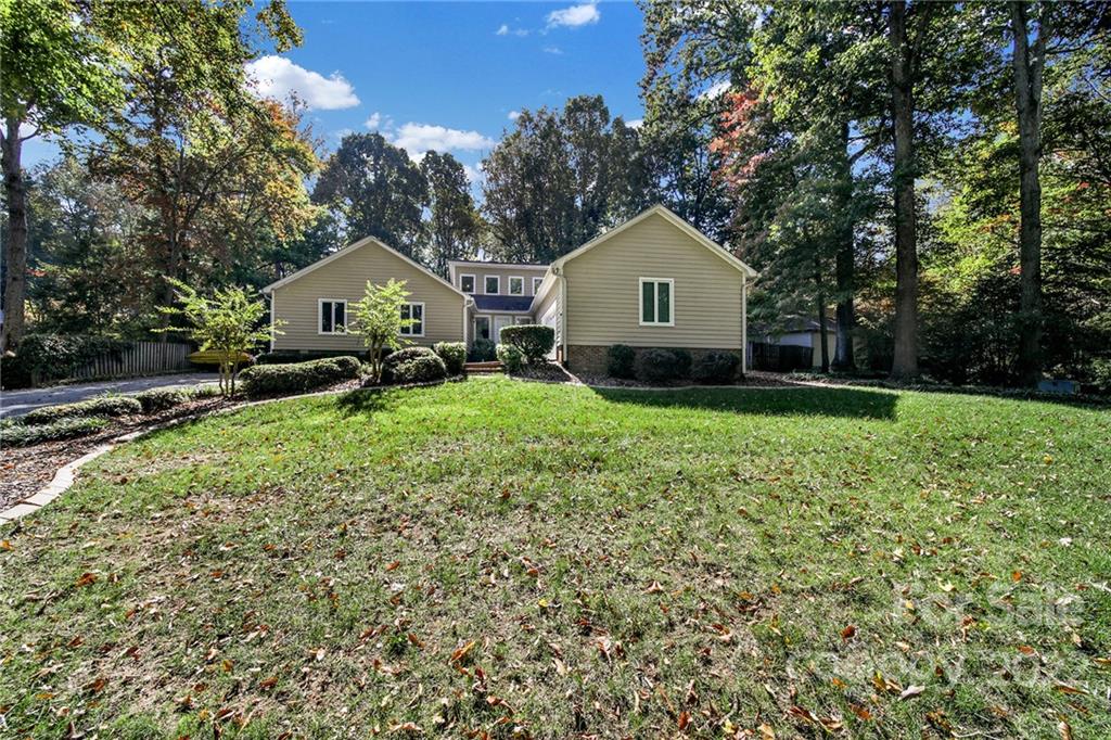 4532 Forest Cove Road