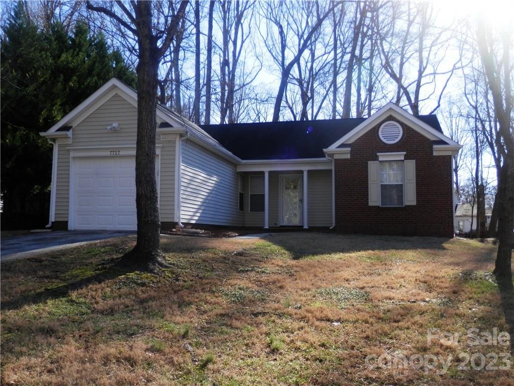 7727 Ivy Hollow Drive