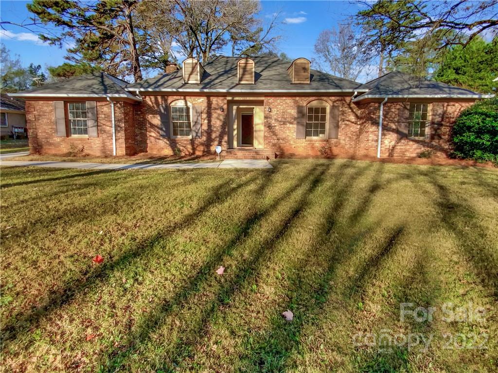 3209 Cross Winds Road