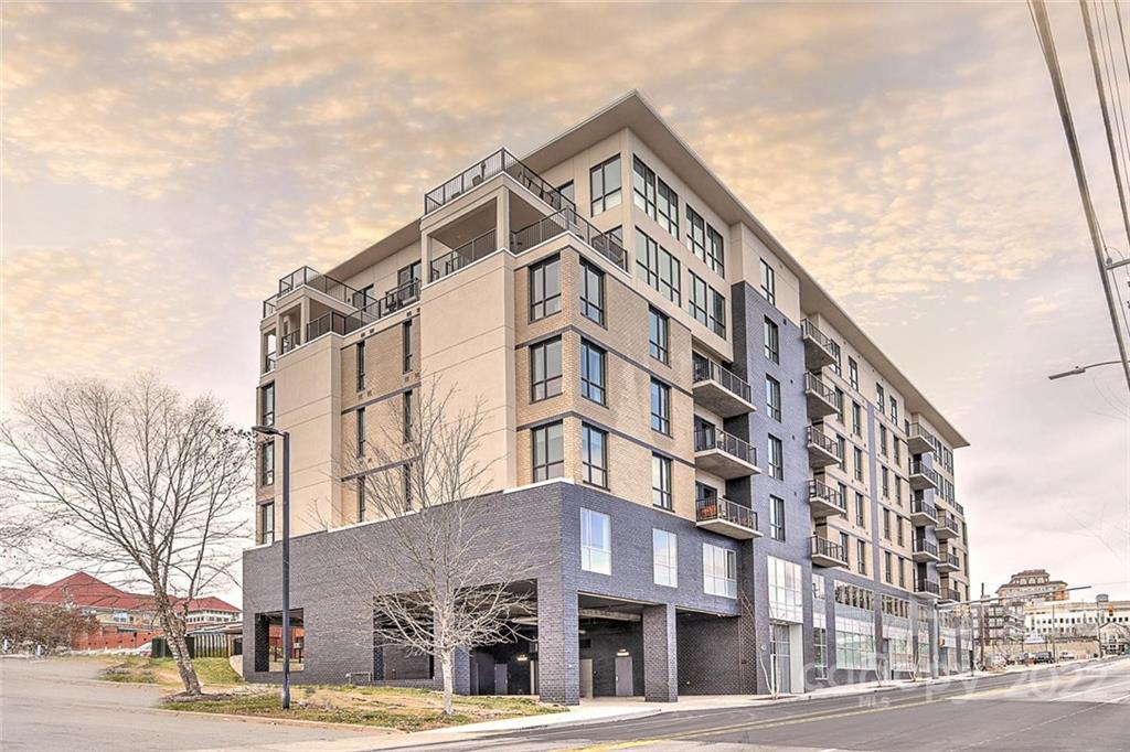 45 Asheland Avenue 402