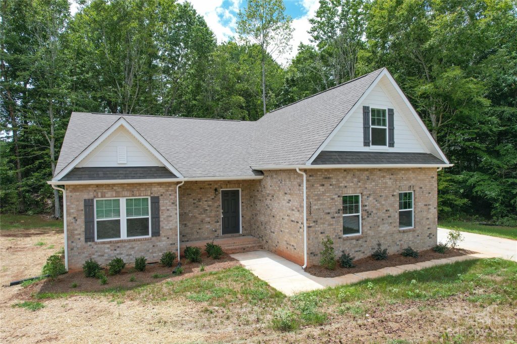 3229 Creek Bend Court