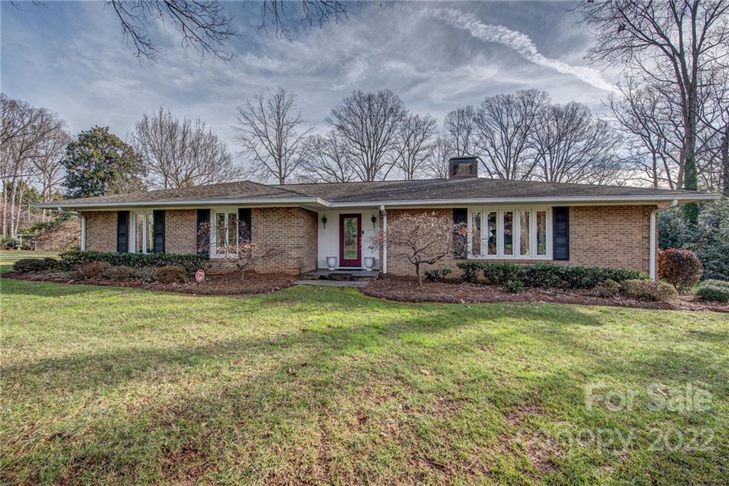 3630 Country Club Drive