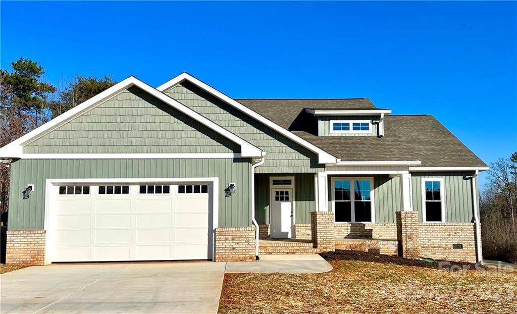104 Arrowood Lane
