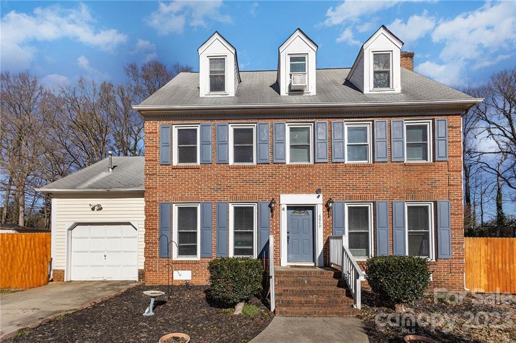 6049 Kinghurst Drive