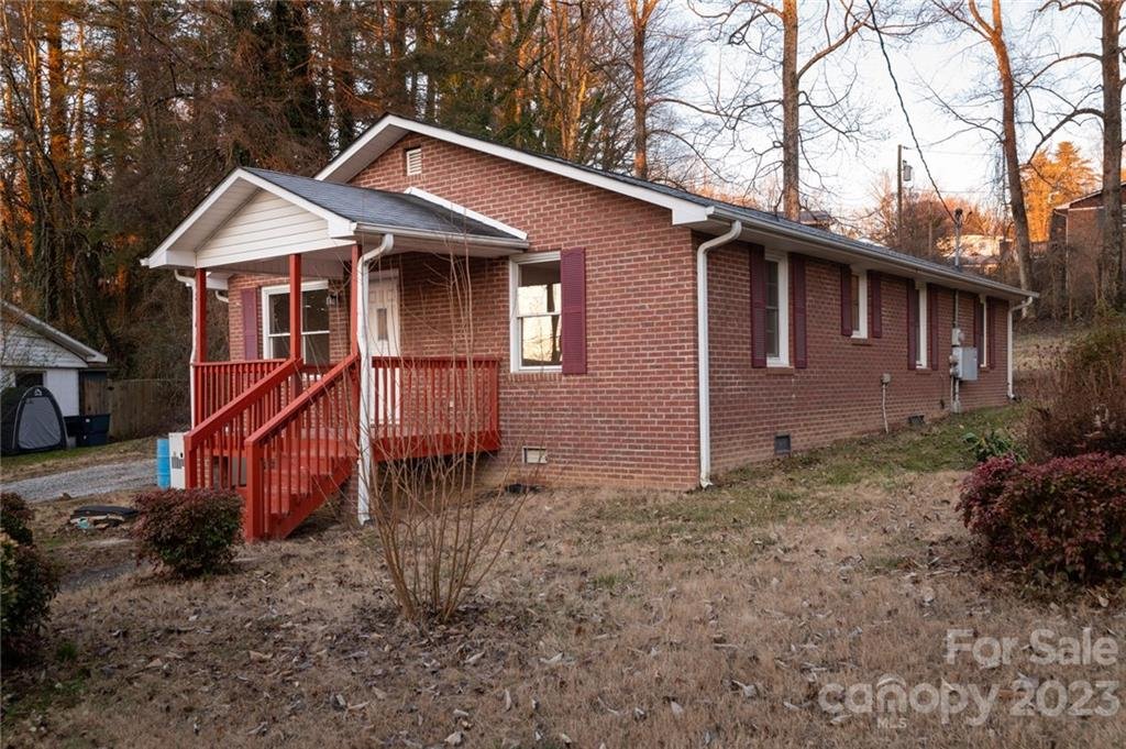 110 Ewart Drive