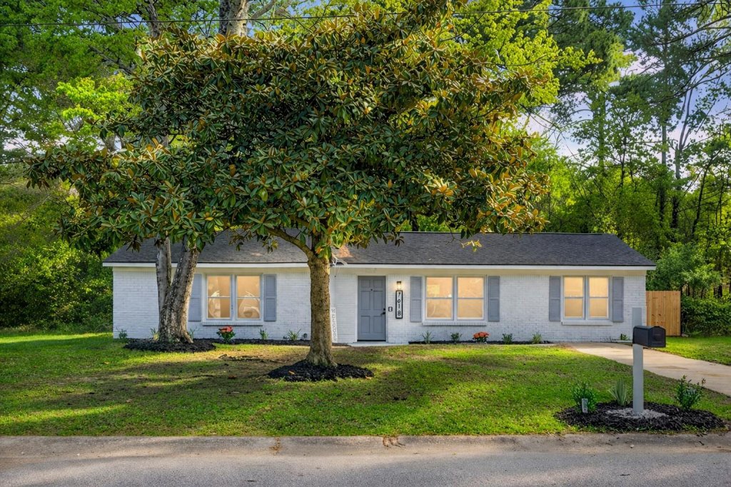 7618 Vanderbrook Place