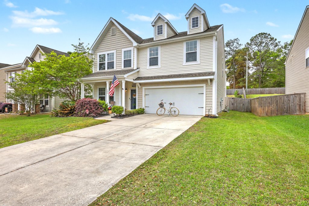 Sunnyfield, Summerville community