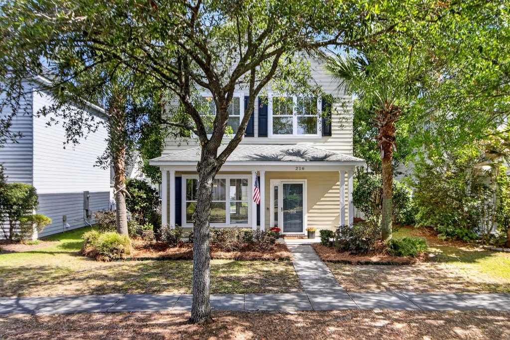 216 Trillium Avenue
