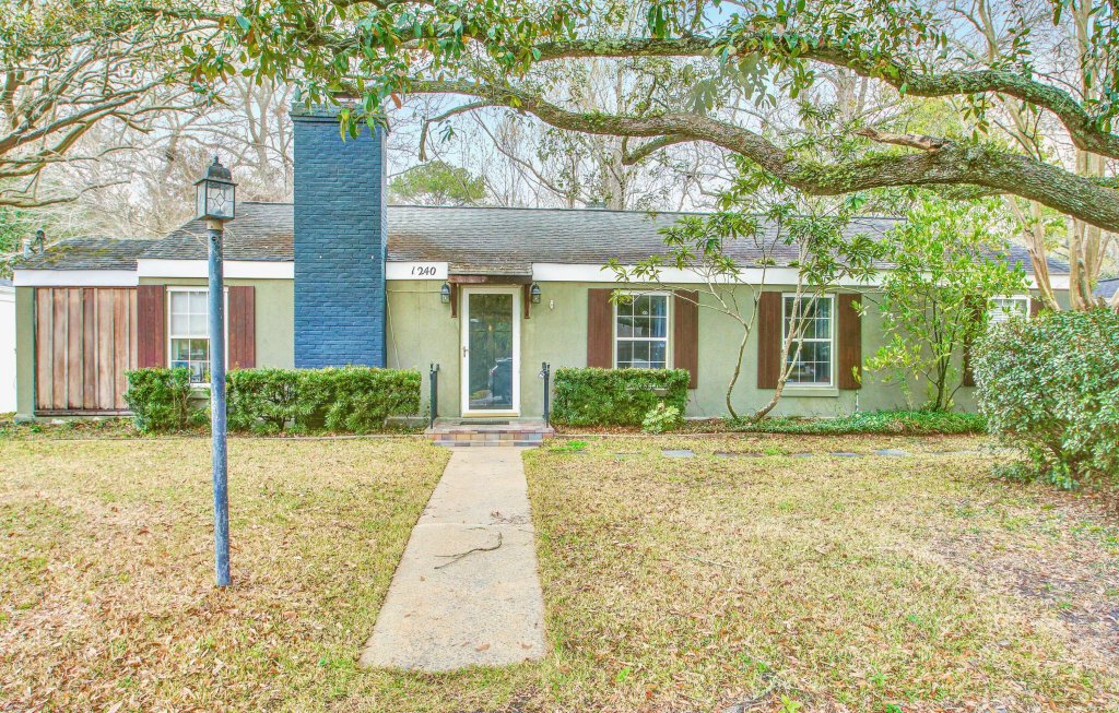 1240 Parkwood Estates Drive