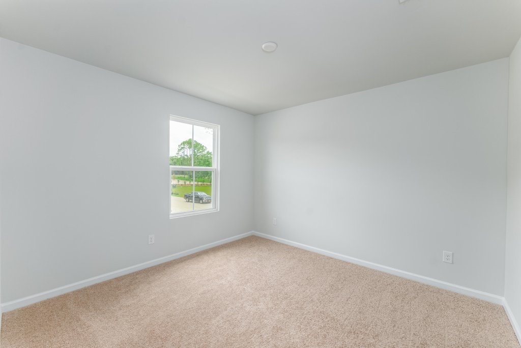 877 Meadowbrook Lane