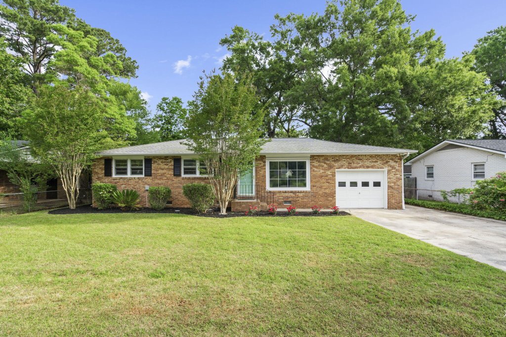 West Greenview Acres, Goose Creek community