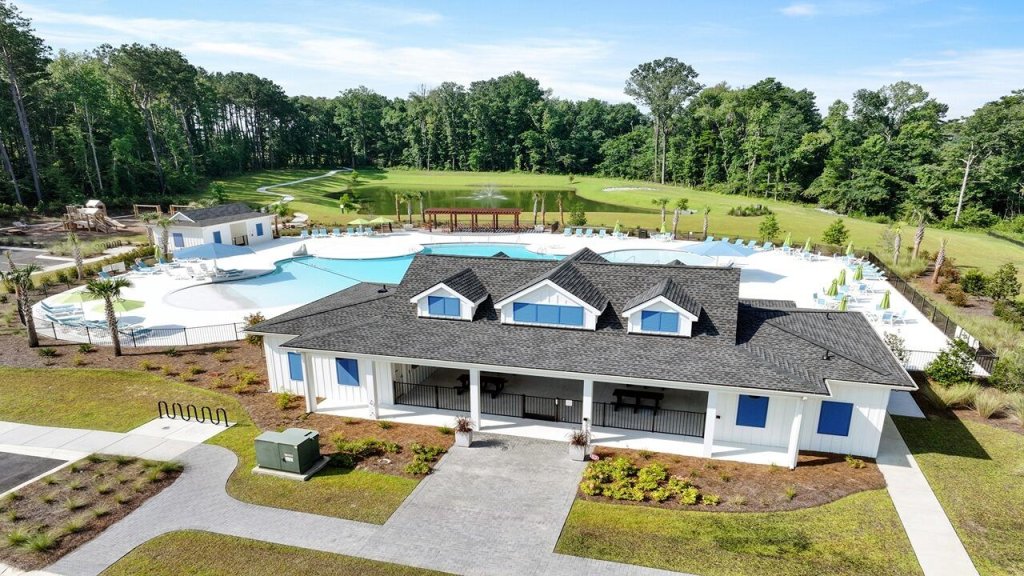 327 Bluebell Way