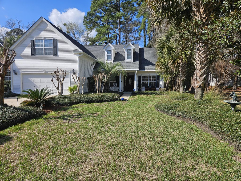 568 Pointe Of Oaks Road