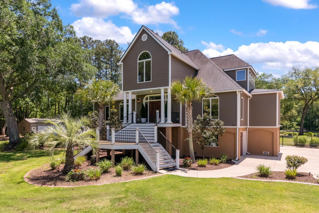 Ashborough, Summerville community