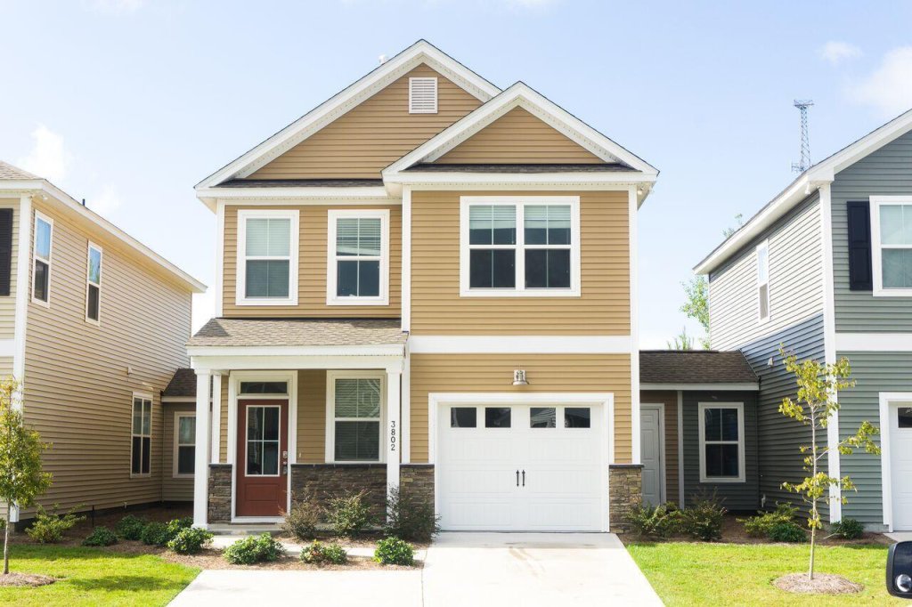 Summer Wood, Summerville community