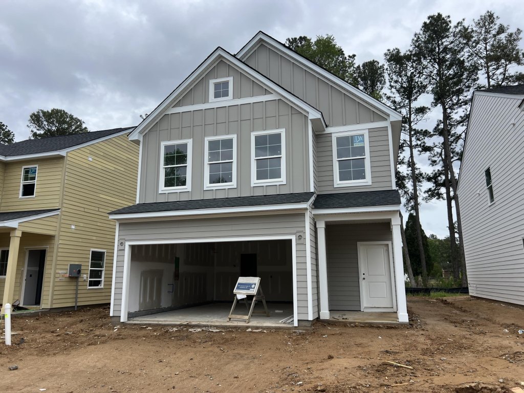 225 Central Creek Drive