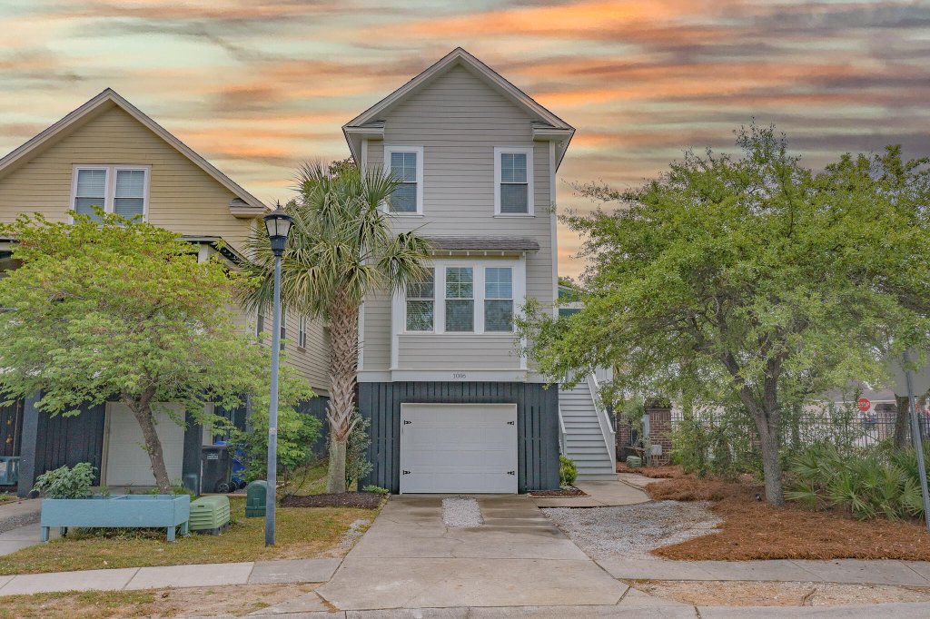 Hunley Waters, North Charleston community