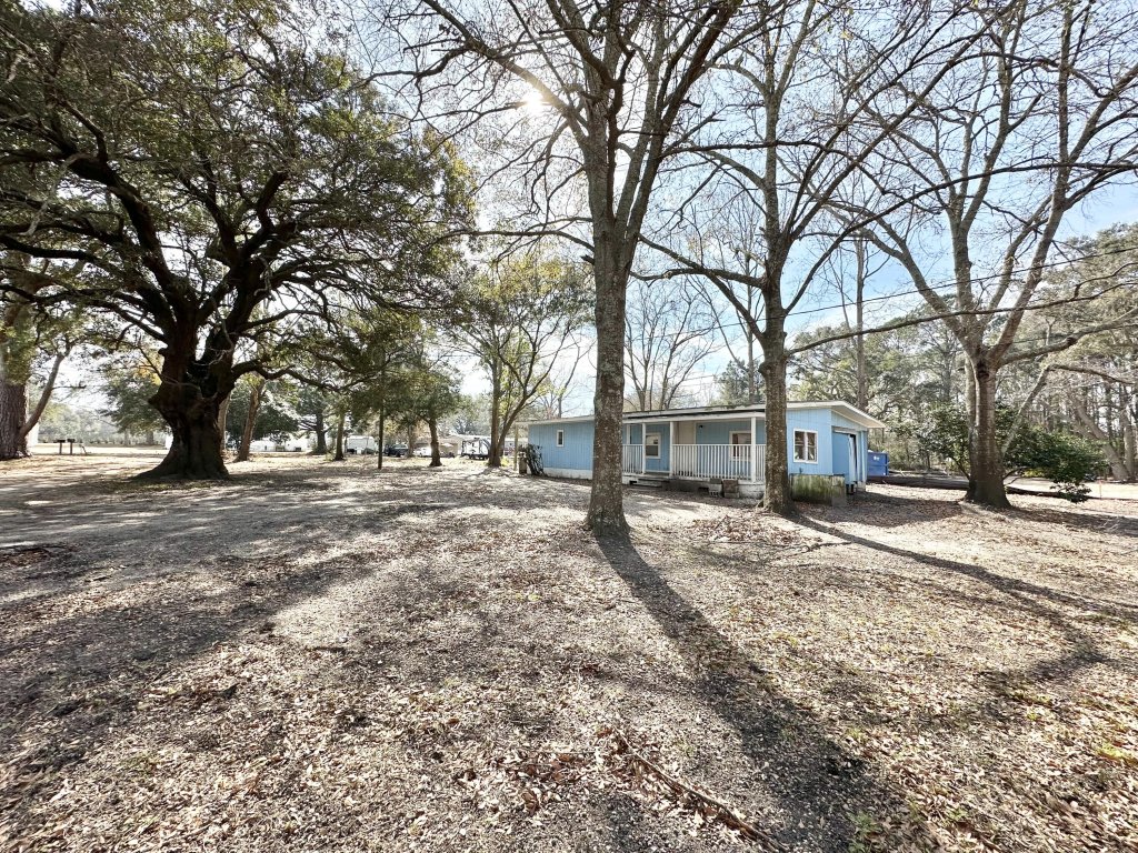1645 Cuffy Lane