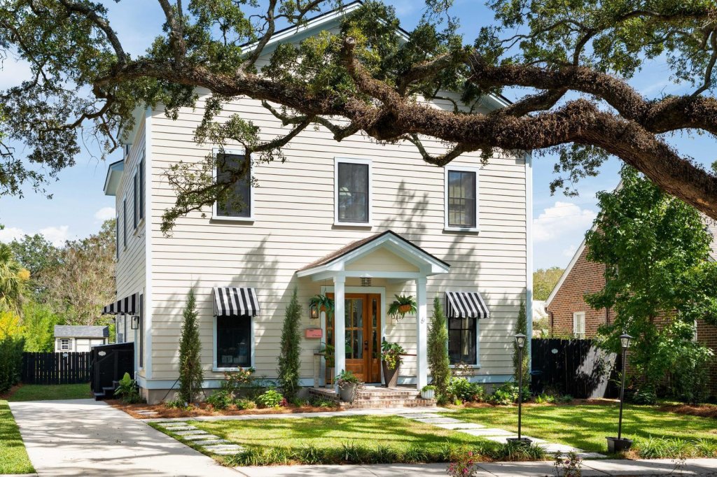 Windermere, Charleston community
