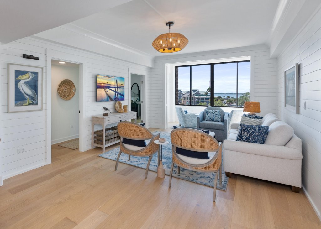14 Lockwood Drive Apt 2d