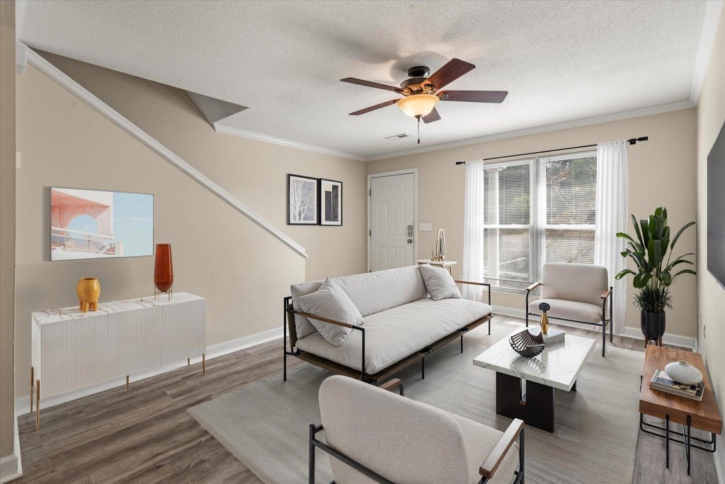 Mepkin Place, Charleston community