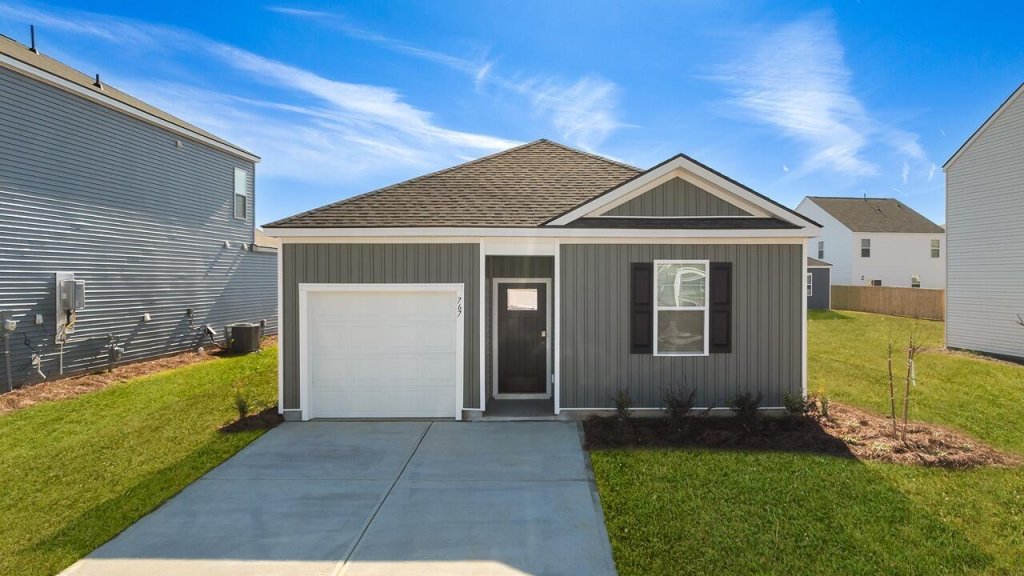 767 Long Bluff Road