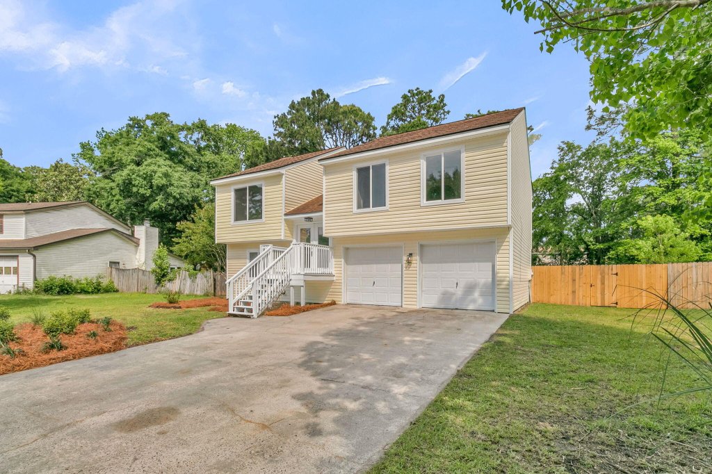 104 Foxfire Court