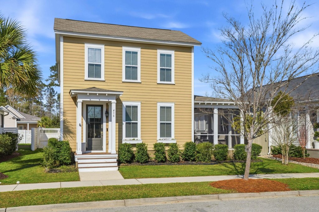 416 Watergrass Way