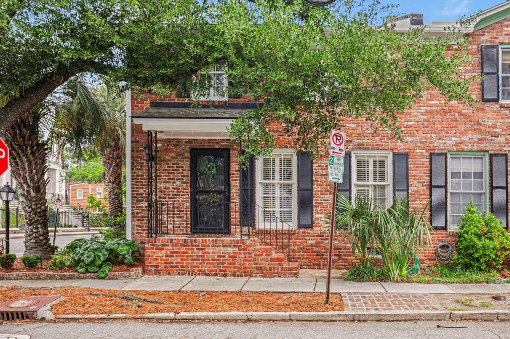 2 Gadsden Street D