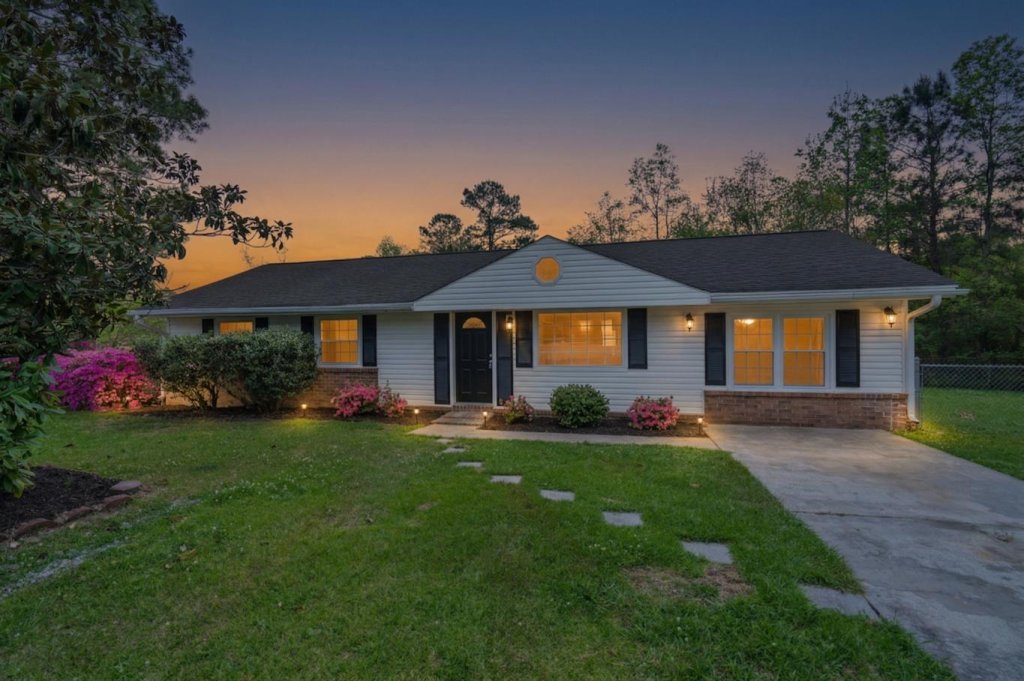 Greenhurst, Summerville community