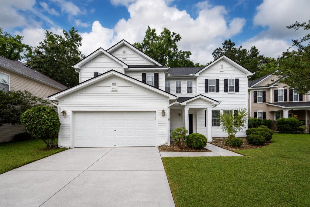 Blackberry Creek, Summerville community