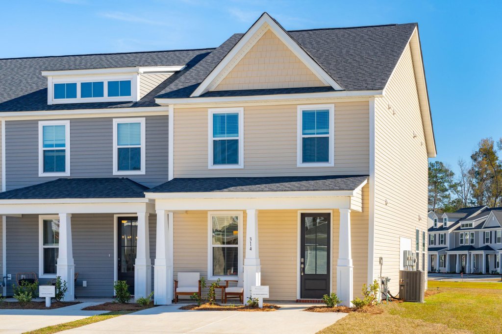222 Harding Lane