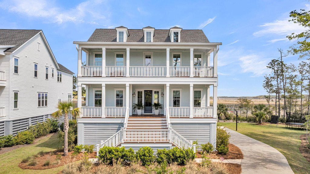 3582 Clambank Drive