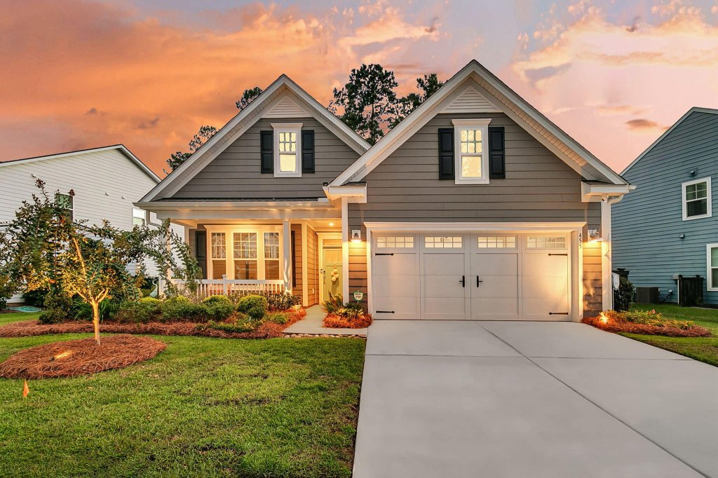 455 Coopers Hawk Drive