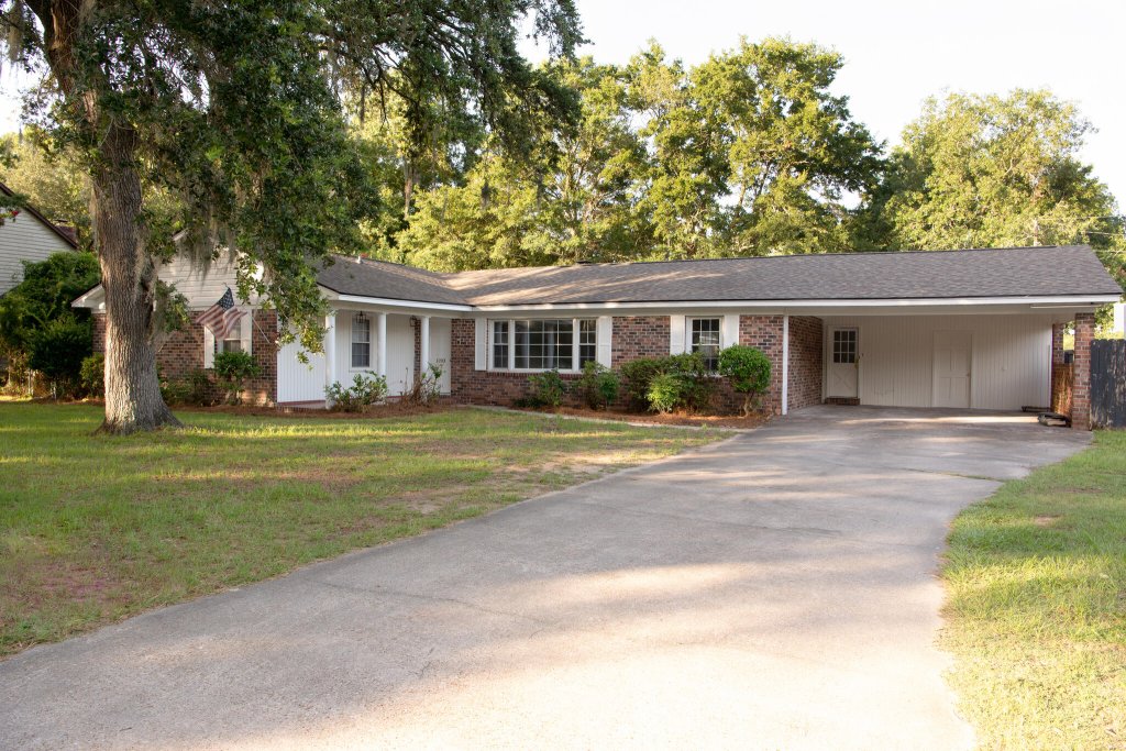 1203 Calais Drive