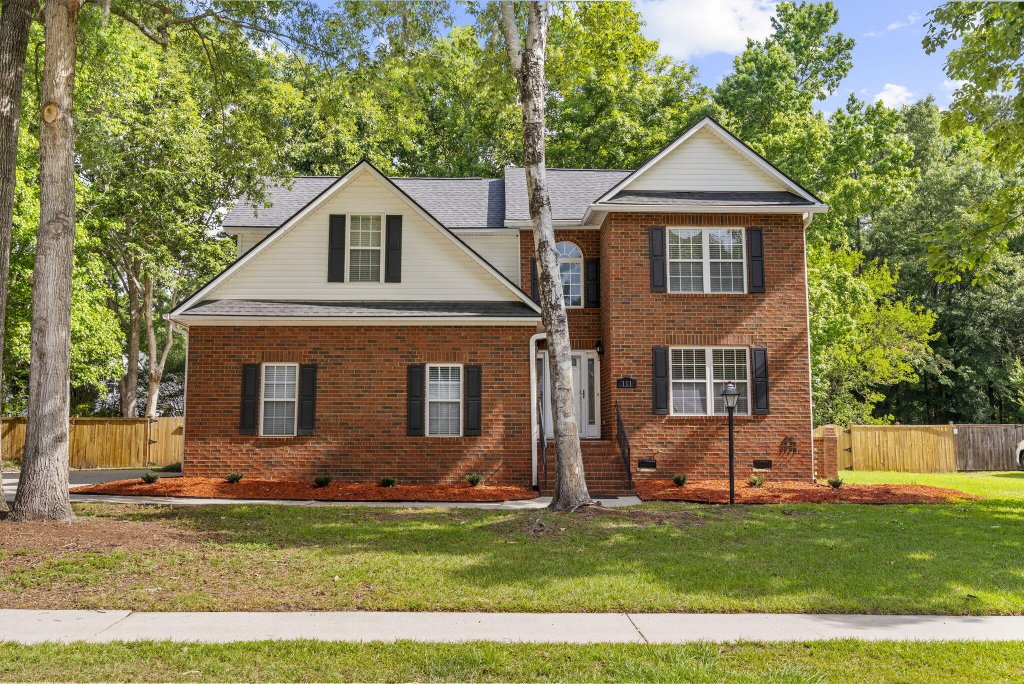 111 Haleswood Circle
