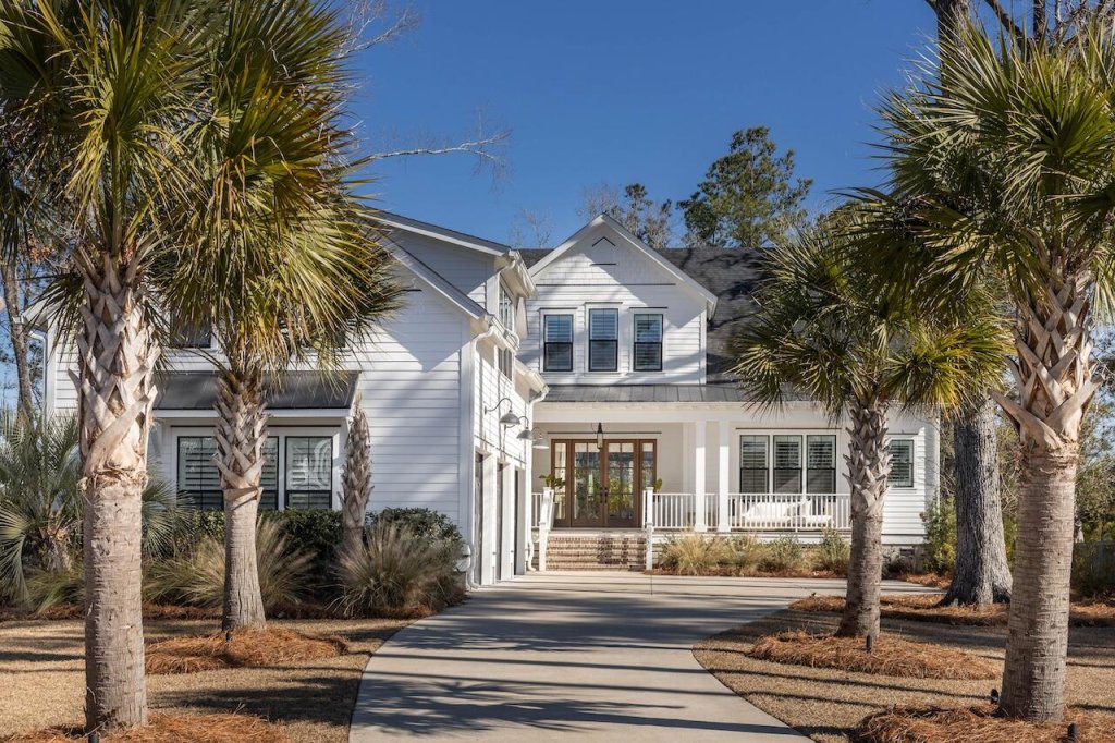 3891 Sawyers Island Drive